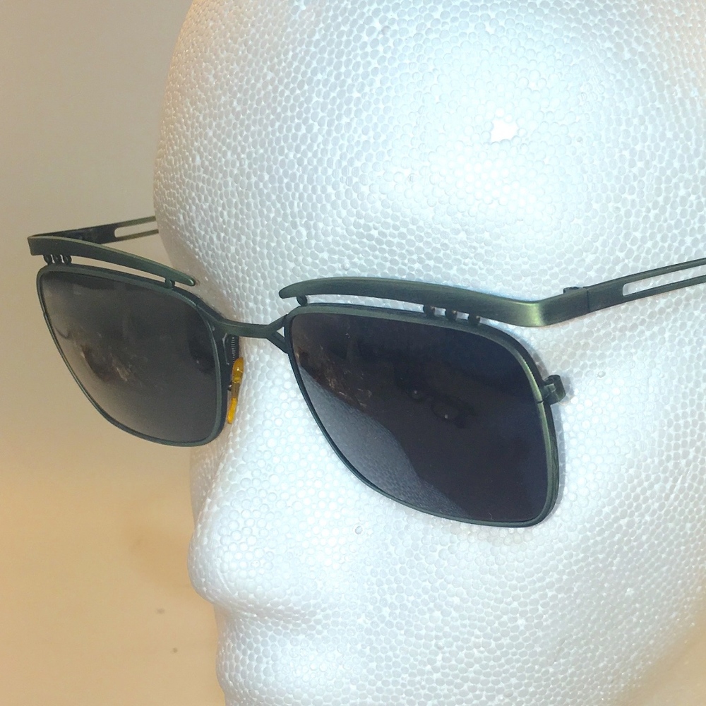 NEW L.A. Eyeworks METAL SUNGLASSES Unisex ( NWOT )